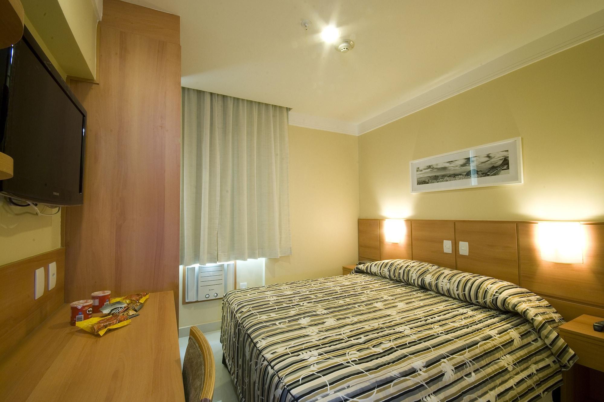 Hotel Atlântico Business Centro Rio de Janeiro Exterior foto A room at the hotel