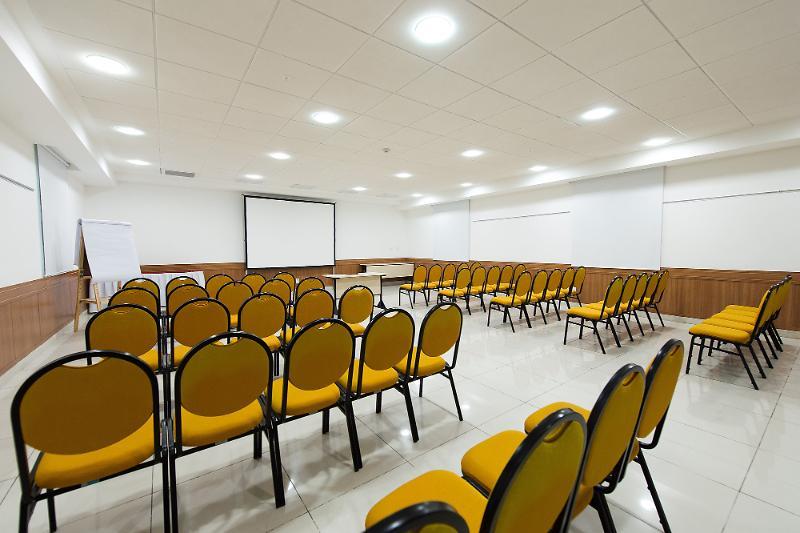 Hotel Atlântico Business Centro Rio de Janeiro Exterior foto The conference hall of the library